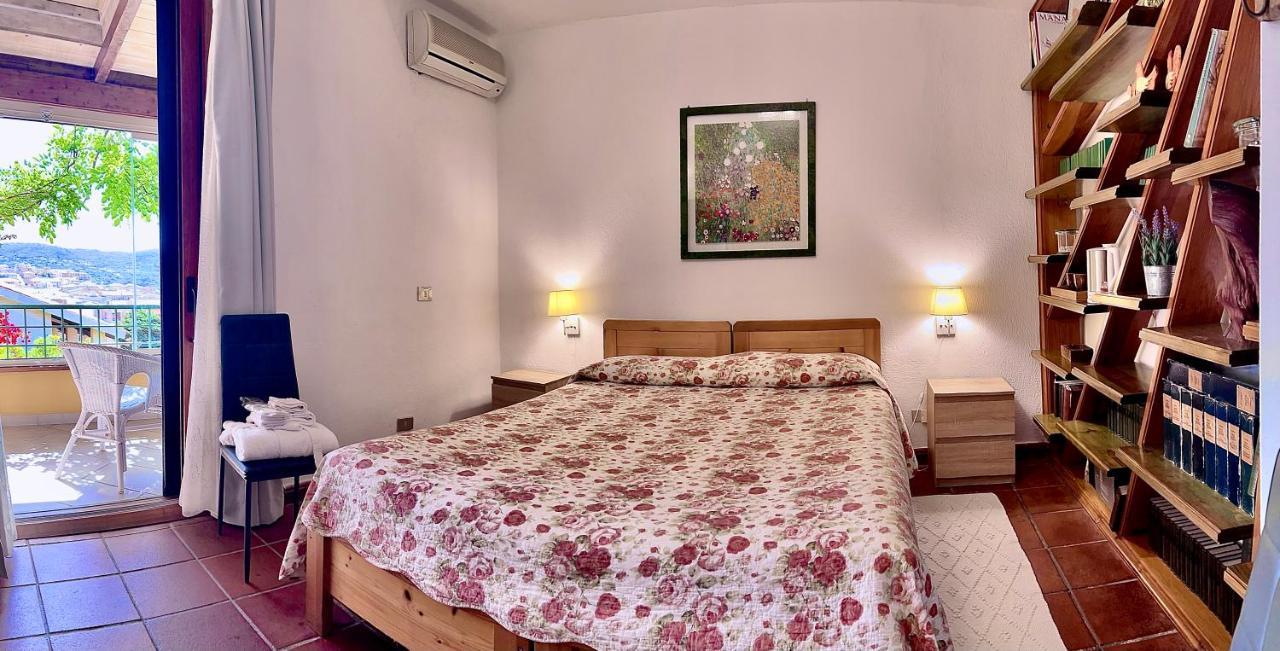 Bed and Breakfast La Chicca Di Francesca Santa Teresa Gallura Exterior foto