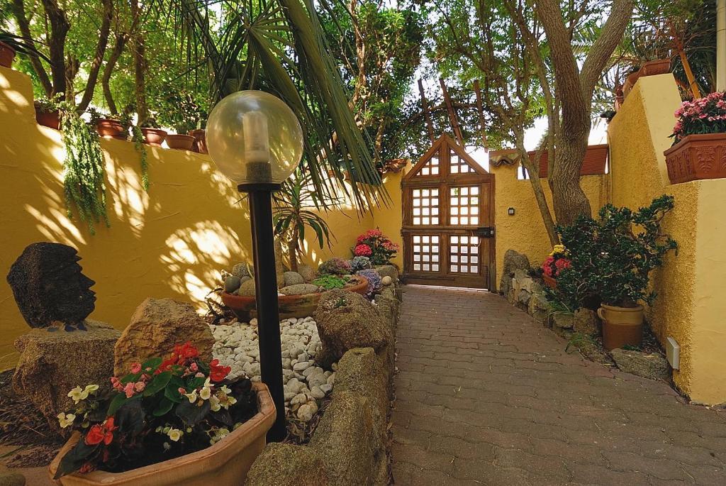 Bed and Breakfast La Chicca Di Francesca Santa Teresa Gallura Exterior foto
