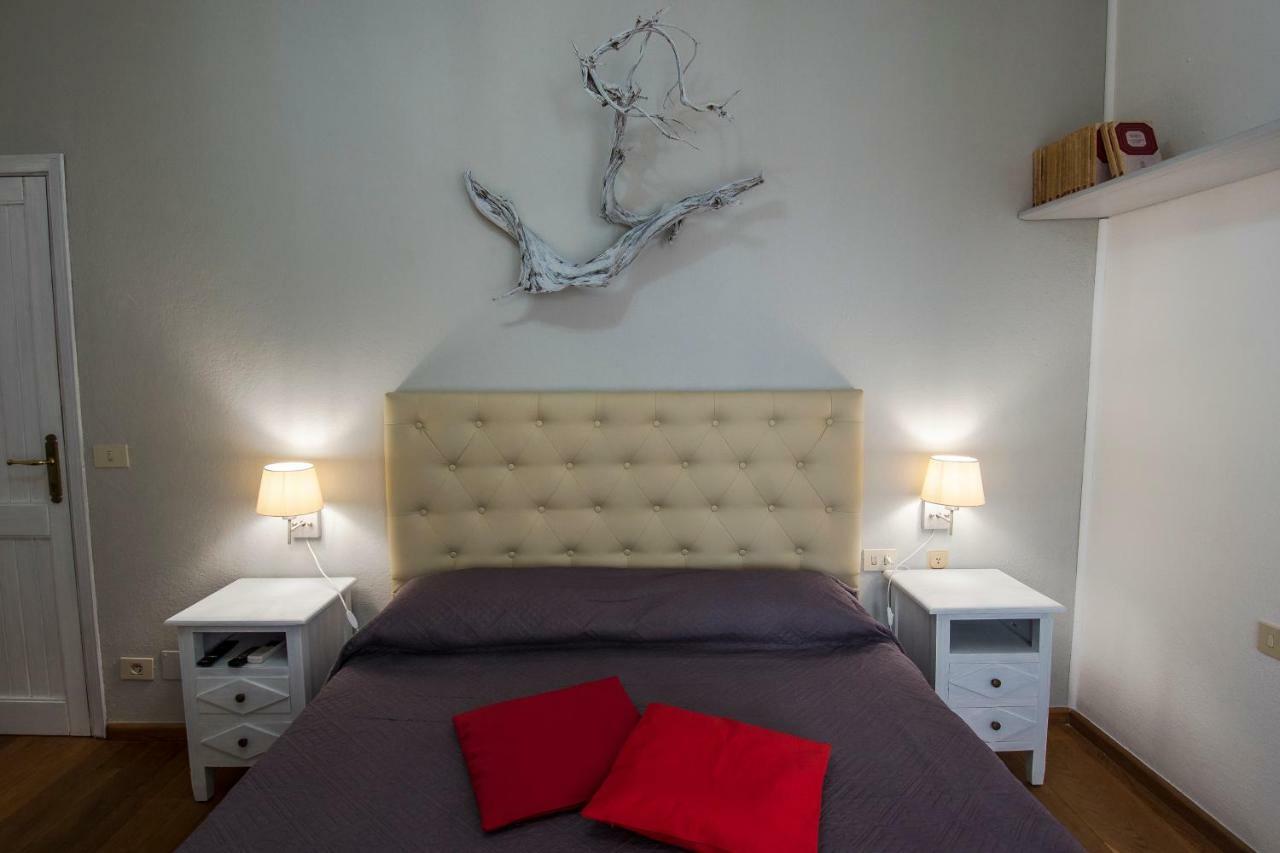 Bed and Breakfast La Chicca Di Francesca Santa Teresa Gallura Exterior foto