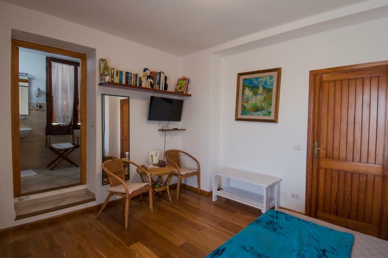 Bed and Breakfast La Chicca Di Francesca Santa Teresa Gallura Exterior foto